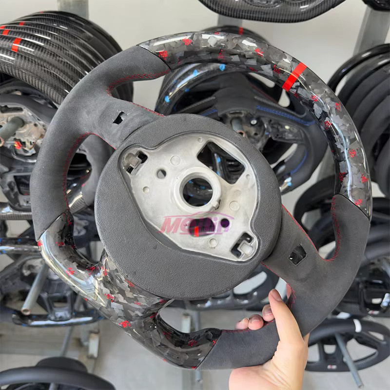 Maßgeschneidertes rotes geschmiedetes Lederlenkrad für Audi A3 A4L A5 Q3 Q5 Q7 mit perforierter Oberfläche - Bild 6