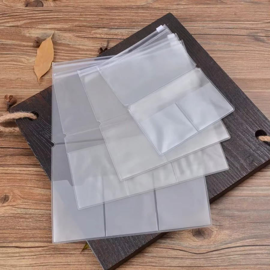 Transparente PVC-Reißverschlusstasche als Zubehör für Notizbücher, Journale und Planer zur Aufbewahrung von Karten und Pässen - Bild 3