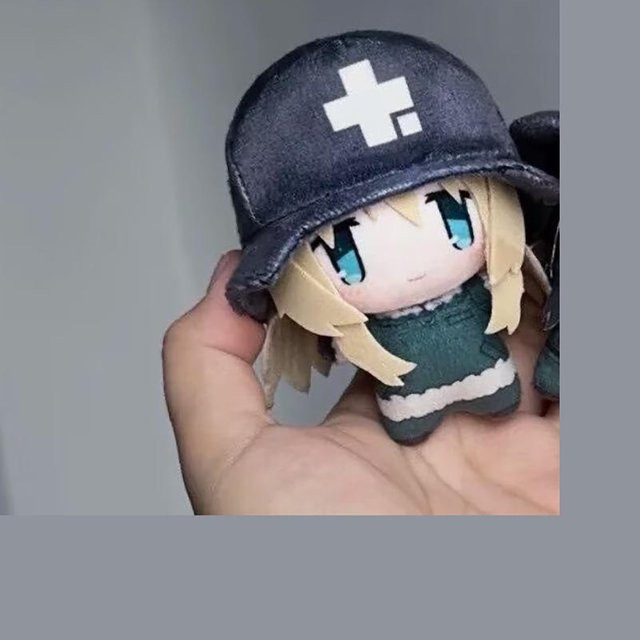 Yiran Health & Beauty Letzte Tour Yuri Plüschpuppe mit Hut, 10cm - Bild 1