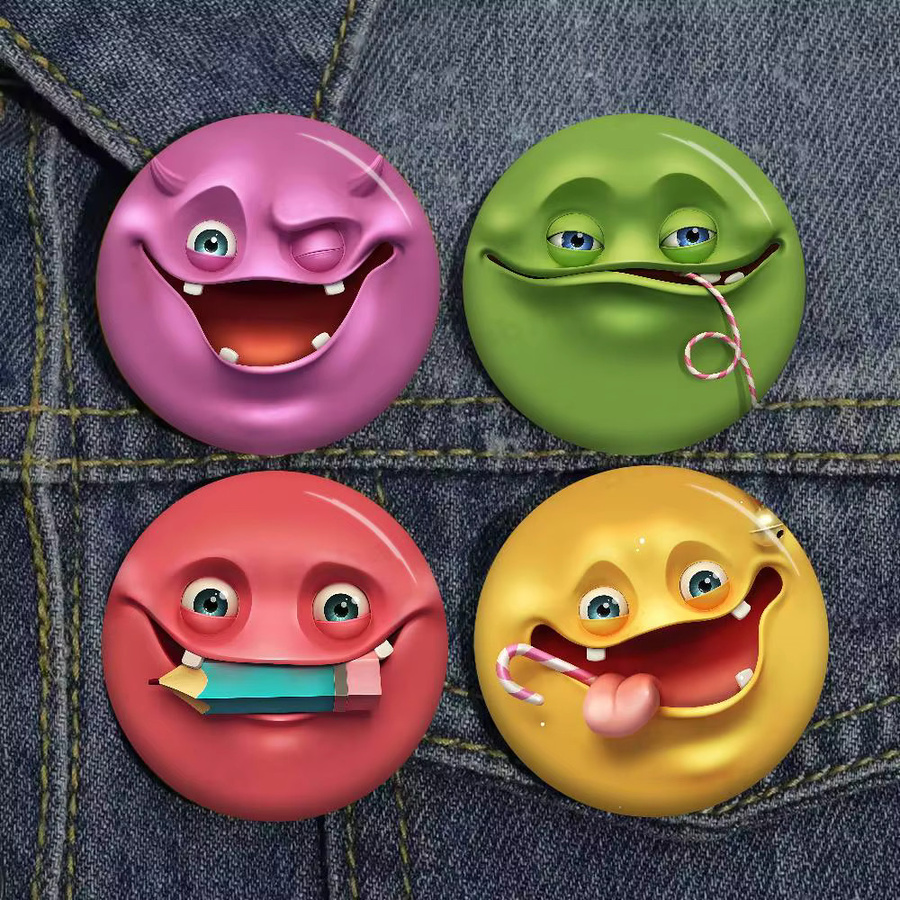 Potdemiel Brosche, 3D Meme Gesicht, 58mm, Cartoon - Bild 2