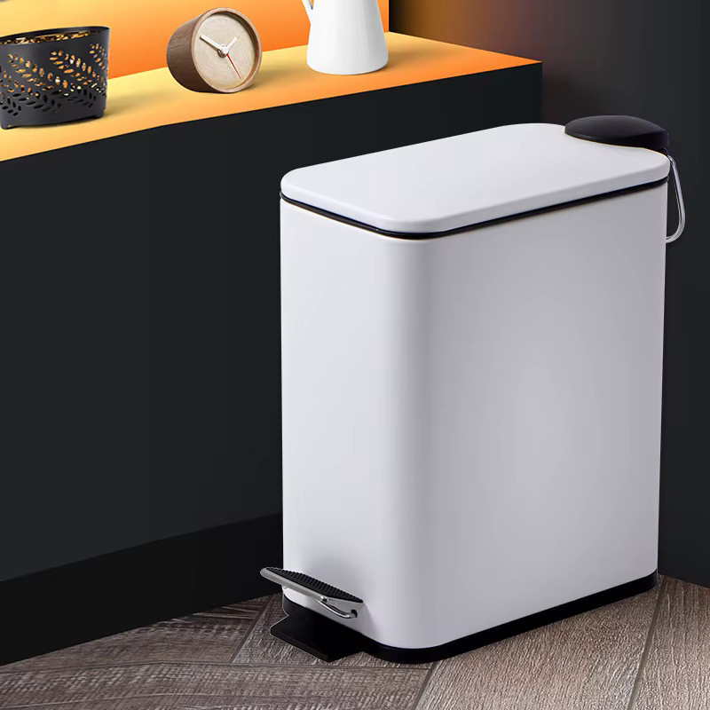 Edelstahl Mülleimer mit Fußpedal für Bad und Küche, 5 l, Weiß und Gold - Bild 2