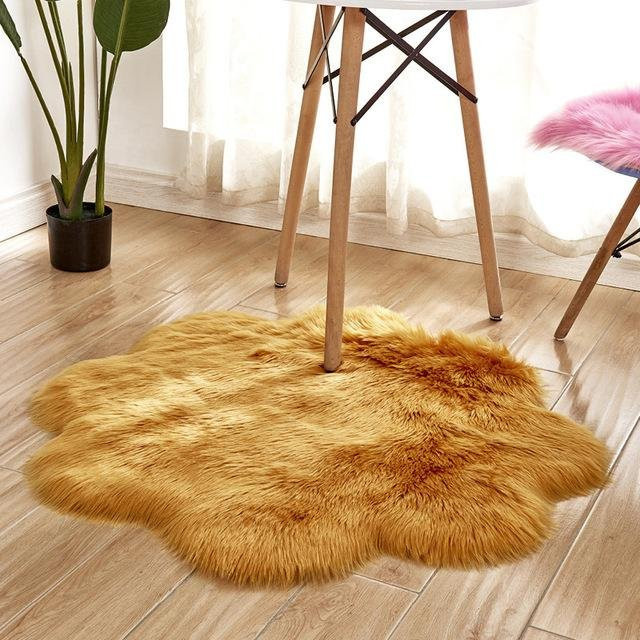 Flauschiger Plüschteppich in Blumenform aus Kunstwolle für Wohnzimmer und Schlafzimmer, Durchmesser: 45 cm - Bild 1