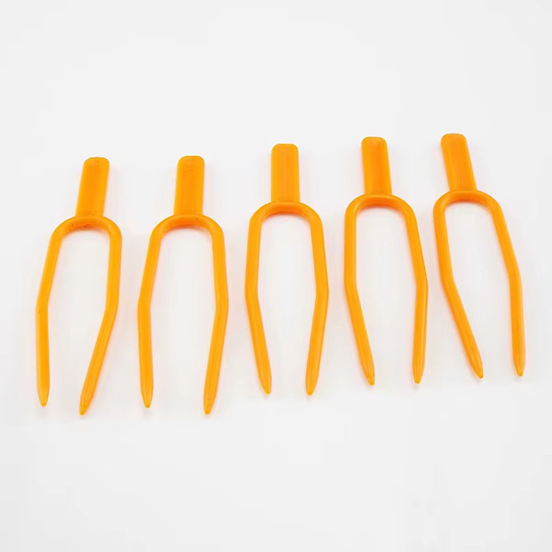 50 Stück Kunststoff Pflanzenkletter-Clips in Orange zur Unterstützung von Blumen, Erdbeeren und Tomaten im Garten - Bild 3