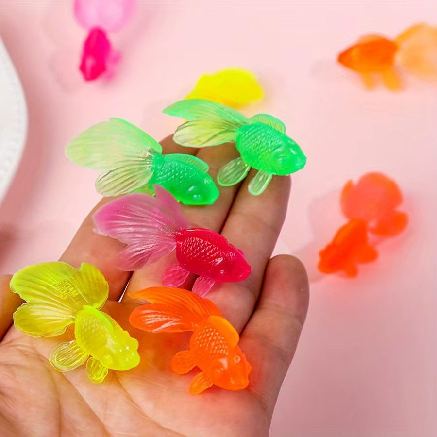 20 Stück Bunte Künstliche PVC Fische als 3D Aquarium Dekoration und Schreibtisch Ornament von ZSY - Bild 3