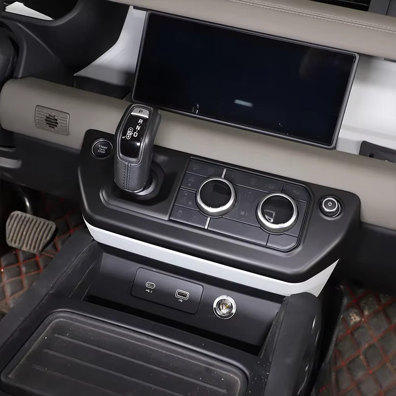 Dashboard-Zierleiste für Land Rover Defender 90 und 110 L663 (2020-2024) zur Abdeckung der Getriebe-Mittelkonsole - Bild 5