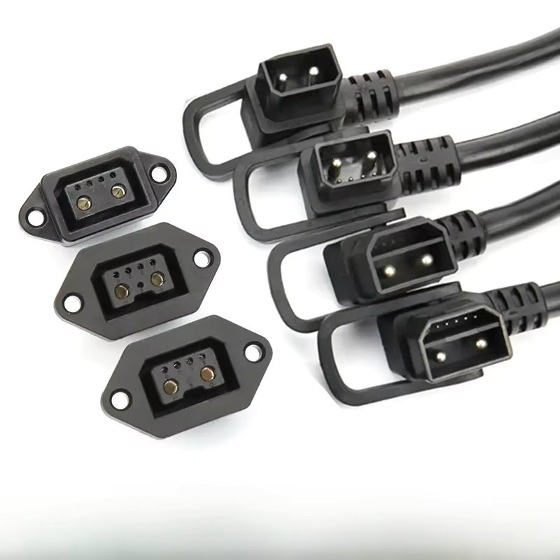 DIVEDEER Lithium-Batterie Ladeadapter mit 4 quadratischen Steckdosen in Schwarz - Bild 3