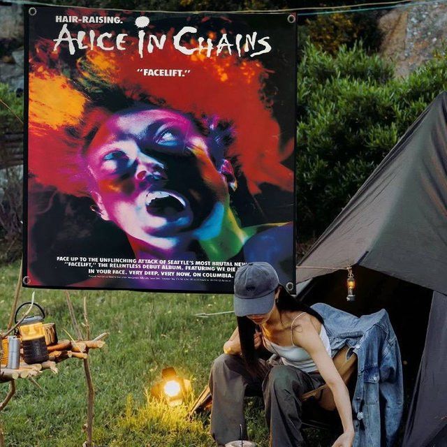 Potdemiel Hängende Flagge A-Alice I-In C-Chains Science-Fiction Raumdekoration Banner - Bild 1