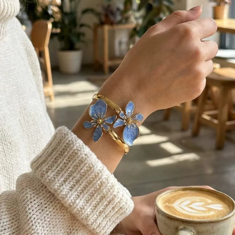 RINHOO FRIENDSHIP Armreif, Emaille-Blumen, vergoldetes Metall, Damen, Bunt - Bild 2