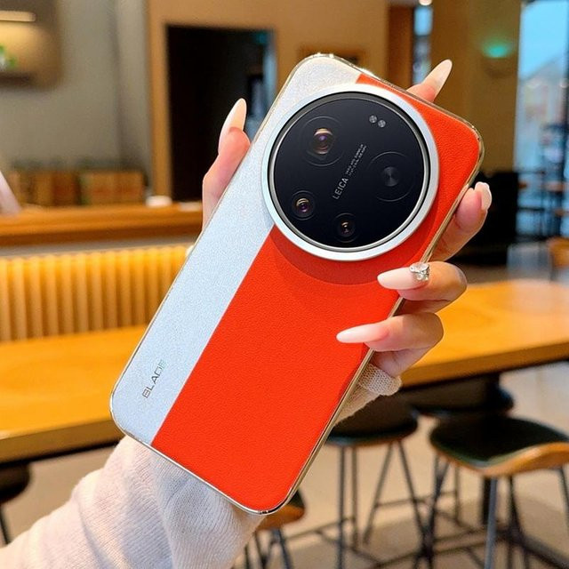 Zweifarbige Schutzhülle für Xiaomi 14, 13 Ultra, 15 Pro mit vergoldeten Silberkanten und erhöhtem Linsenschutz in Gold, Silber oder Rot - Bild 1