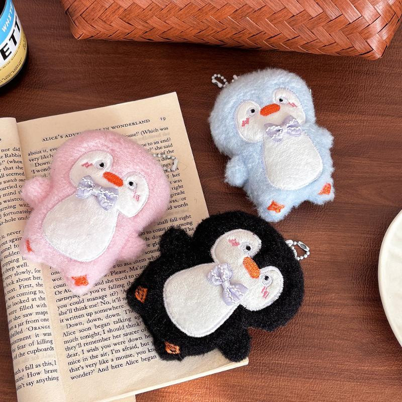 Yiran toy 1 Pinguin Plüsch Schlüsselanhänger Stofftier Bunt / Mehrfarbig - Bild 2