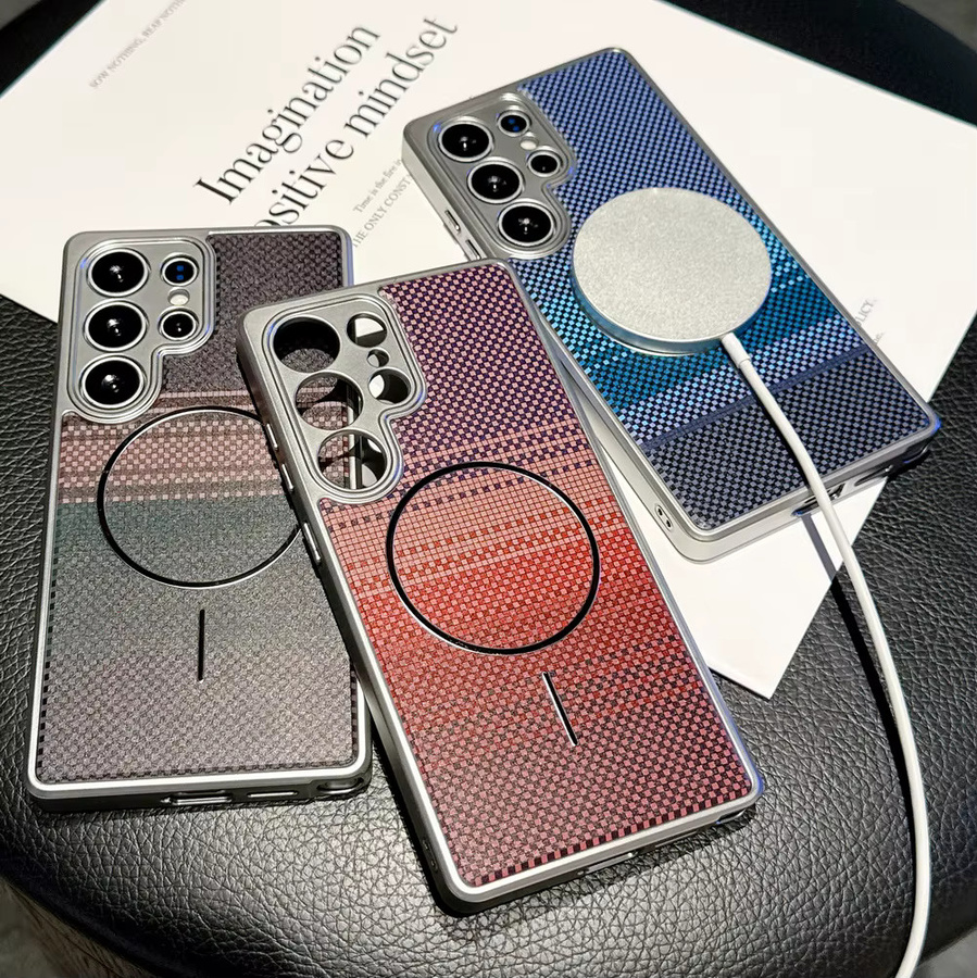 Samsung Handyhülle mit karierter Kohlefaser und integriertem Magnetring für Galaxy S26 Ultra, S25 Edge, S25 und S24 Ultra in Schwarz und Grün - Bild 1