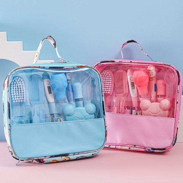 13-teiliges Baby-Pflege-Geschenkset in Blau mit Shampoo-Bürste, Wasserthermometer, Nagelknipser und Stillset für Kinder - Bild 1