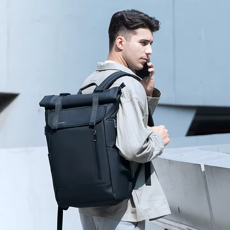 Mark Ryden Herren-Rucksack Schwarz mit USB-C Anschluss für 15,6-Zoll-Laptops und Oxford-Reisetasche - Bild 2