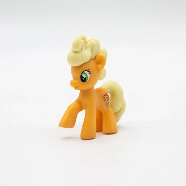 Hasbro My Little Pony Twilight Sparkle Prinzessin Luna Applejack Rarity, Einzelfigur, ab 14 Jahre - Bild 1