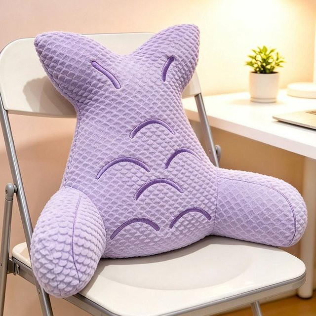 Yiran Health & Beauty Meerjungfrauenschwanz Plüschkissen in Lila als Lendenstütze für Bürostuhl und Sofa, Breite: 60 cm - Bild 1