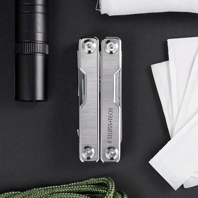 SWISS TECH 9-in-1 Rettungsschere Survival-Multitool als EDC Mini-Schlüsselanhänger in Silber mit Fensterbrecher und Gurtschneider - Bild 4