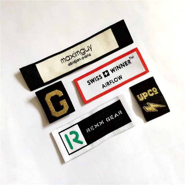SLOOBAO Gewebte Etiketten mit eigenem Logo, waschbare DIY-Flaggenetiketten für T-Shirts und Taschen, Multicolor - Bild 1
