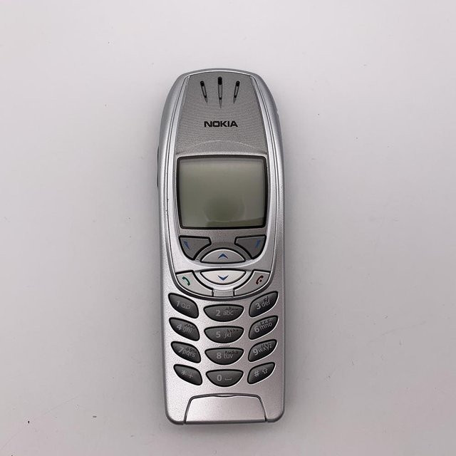 Generalüberholtes Nokia 6310i Mobiltelefon in Silber mit 1 SIM-Slot - Bild 1
