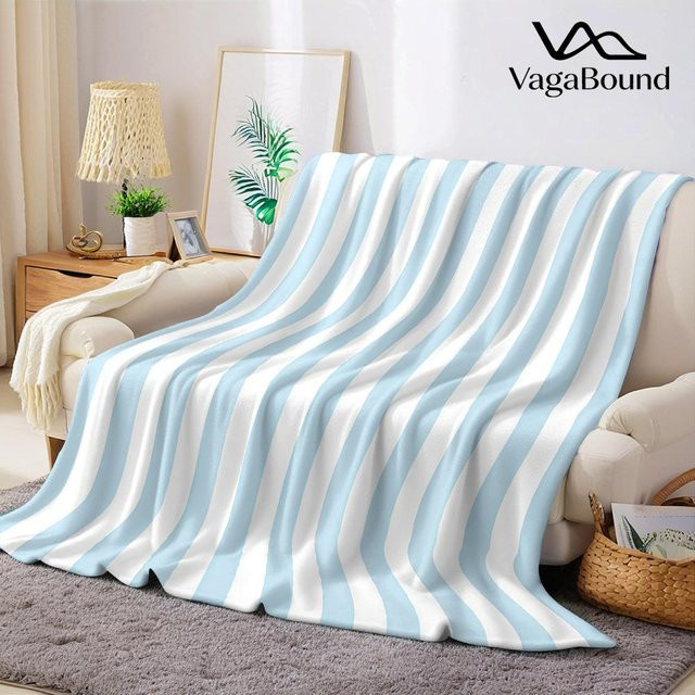 JMG Household Supplies Flanelldecke Hellblau-Weiß Vertikal Gestreift, Weich und Warm, B/B/H: 180 x 230 cm - Bild 1