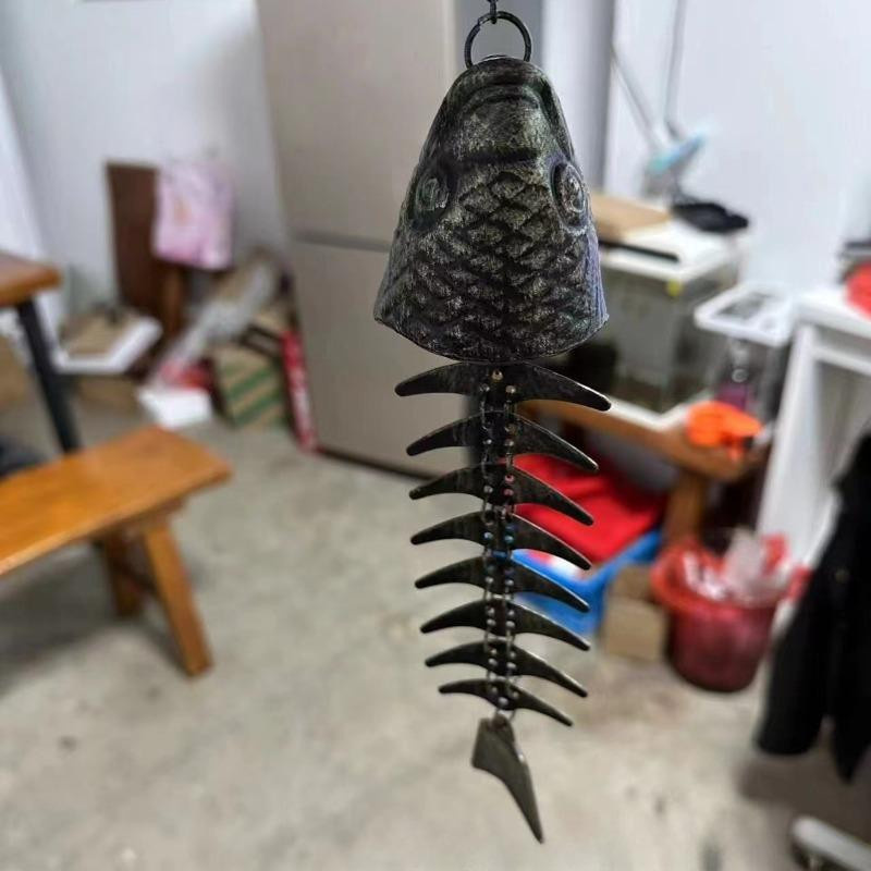 Vintage Windspiel aus Metall mit Fischgrätenmuster als Hängedekoration für Garten und Zuhause, Länge: 33,5 cm - Bild 3