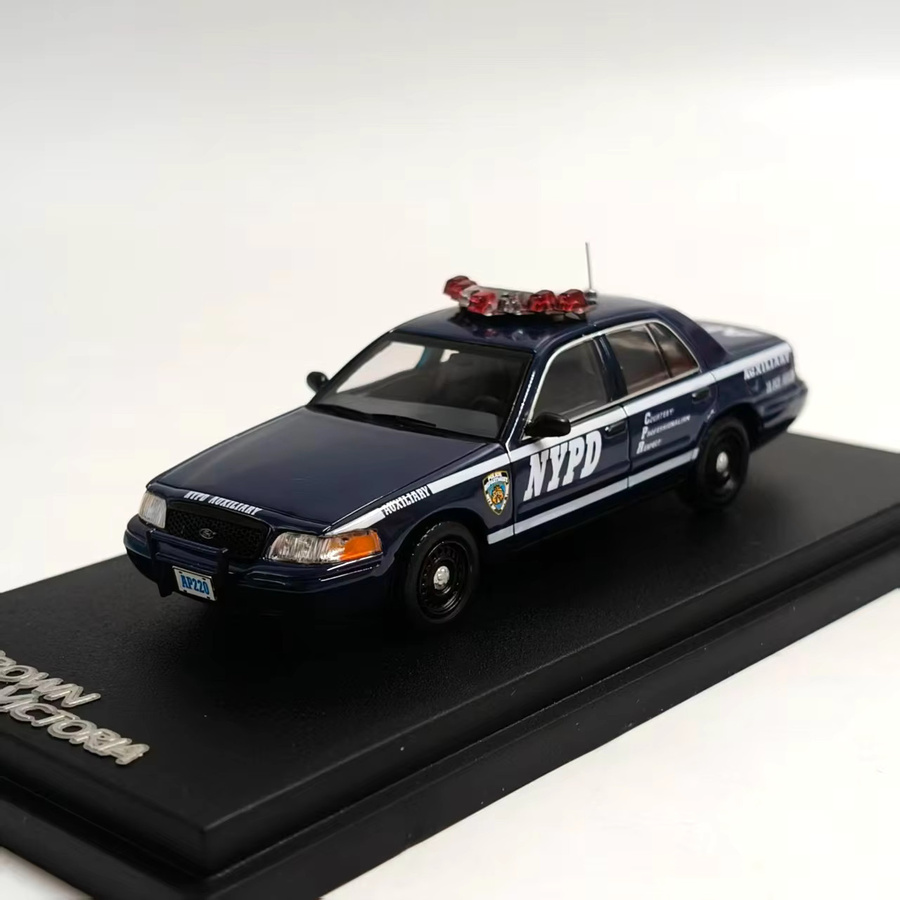 GOC Victoria Crown Auxiliary Police NY/AP220, Legierungsautomodell, 1:64 - Bild 3