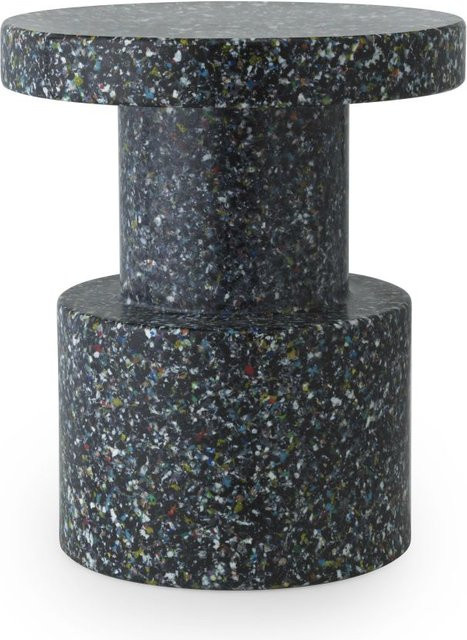 Normann Copenhagen Bit Stool Hocker aus recyceltem Kunststoff in Schwarz gepunktet mit skandinavischem Design - Bild 1