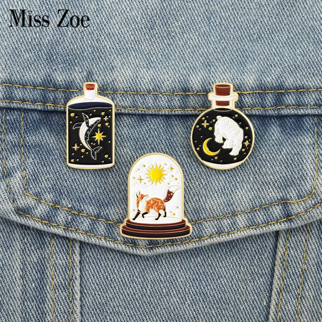 Miss Zoe Brosche, Emaille, Fuchs, Wal, Unisex - Bild 1