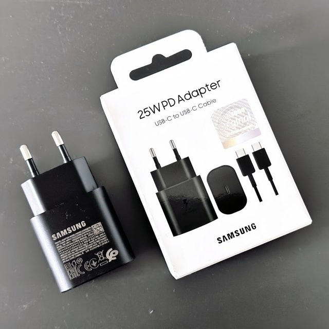 Samsung 25W USB-C Ladegerät Superschneller Ladeadapter in Schwarz für Galaxy S25 S24 Ultra S23 S22 Plus S21 S20 FE Note 10 20 Ultra - Bild 1
