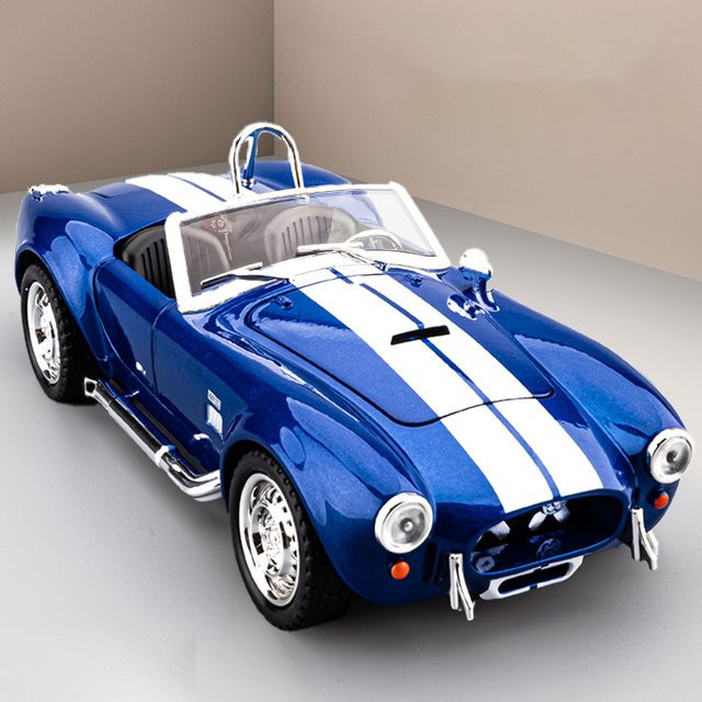 Maisto 1965 Shelby Cobra Cabrio Roadster, Modell, 1:24, mit Licht und Sound - Bild 1