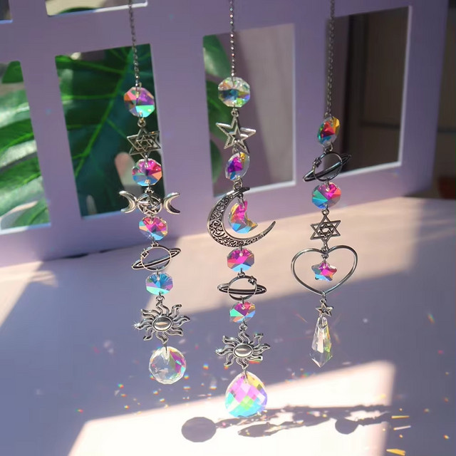 Kristall Windspiel Mond Sonnenfänger mit Diamant-Prismen und Regenbogen-Effekt in Transparent und Silber - Bild 1