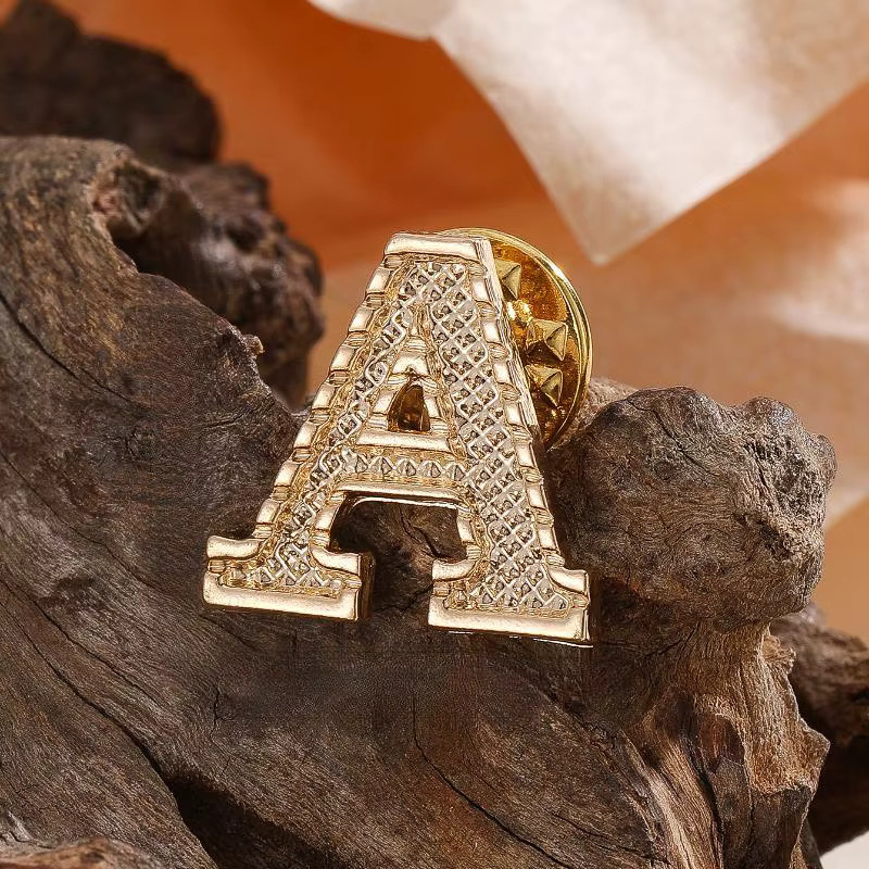 Brosche Initialen A bis Z, Metall, Unisex - Bild 1