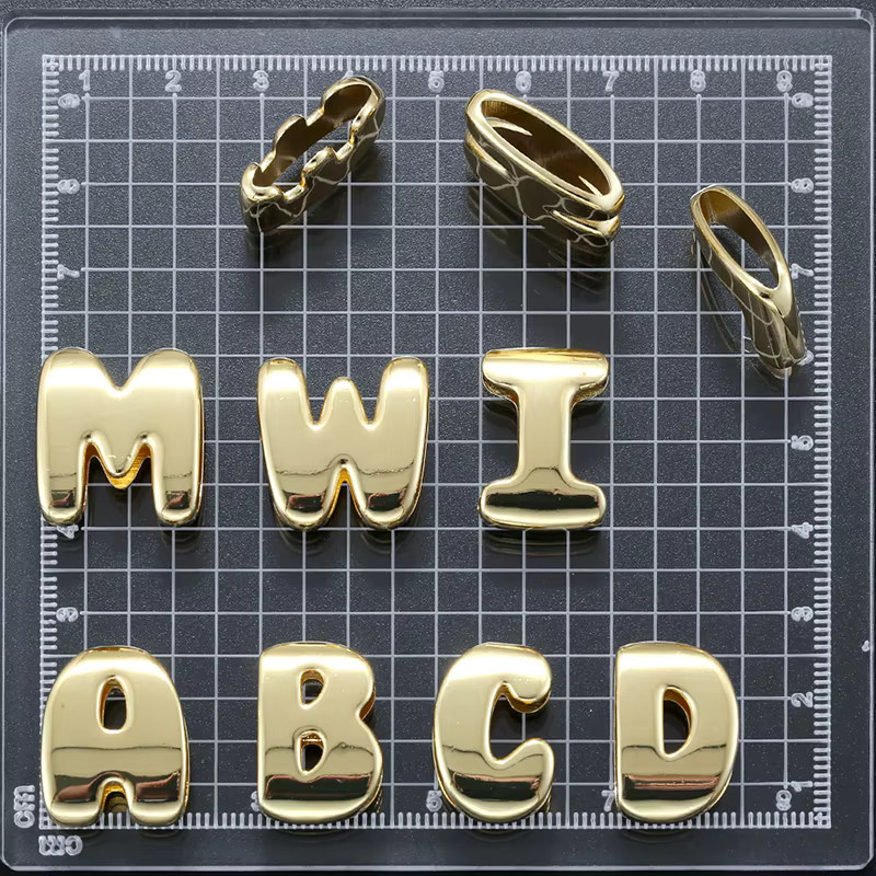 ZHUKOU Buchstabenanhänger, Perle, Messing, Gold, Unisex - Bild 2