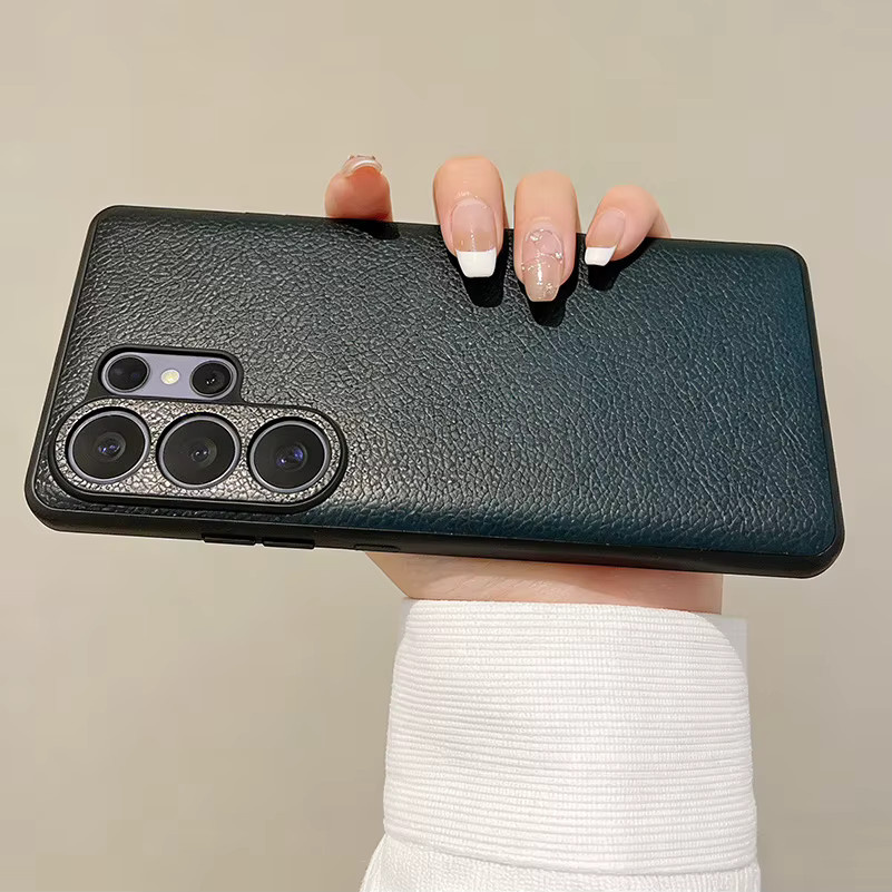 Samsung Business Schutzhülle aus Lychee-Leder für Galaxy S26 Ultra, S26+ und S25 Ultra in Schwarz mit Objektivschutz - Bild 2