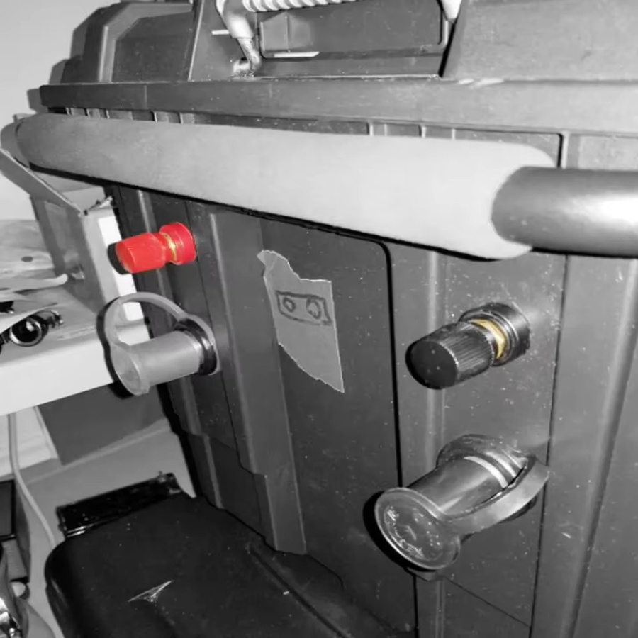 Premium Messingbolzen Batterieklemmen Set in Schwarz und Rot für 6/8 mm Remote Battery Power Junction Post Connectors, 1 Stück - Bild 4