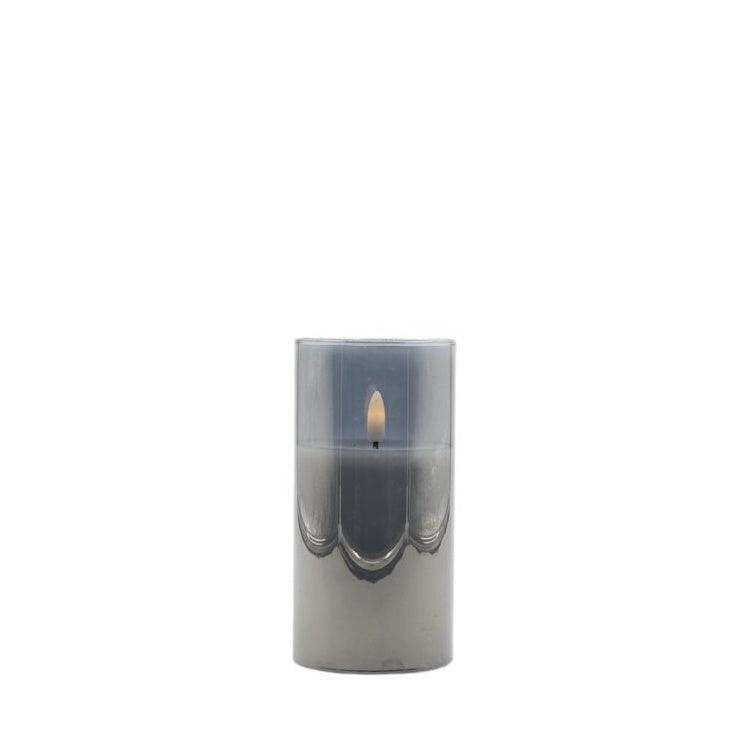 Mansion LED-Kerze in Grau mit Fernbedienung und Timer im modernen Design, B/H: 7,5 x 15 cm - Bild 1