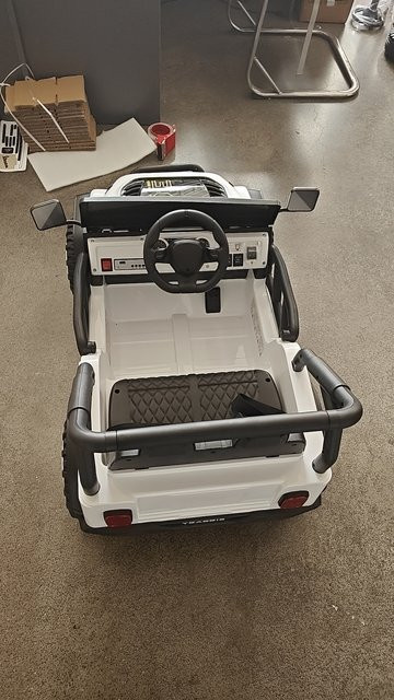 AIYAPLAY Elektrisches Kinderauto 12V, Kinder-Buggy, Weiß, ab 3 Jahre - Bild 1