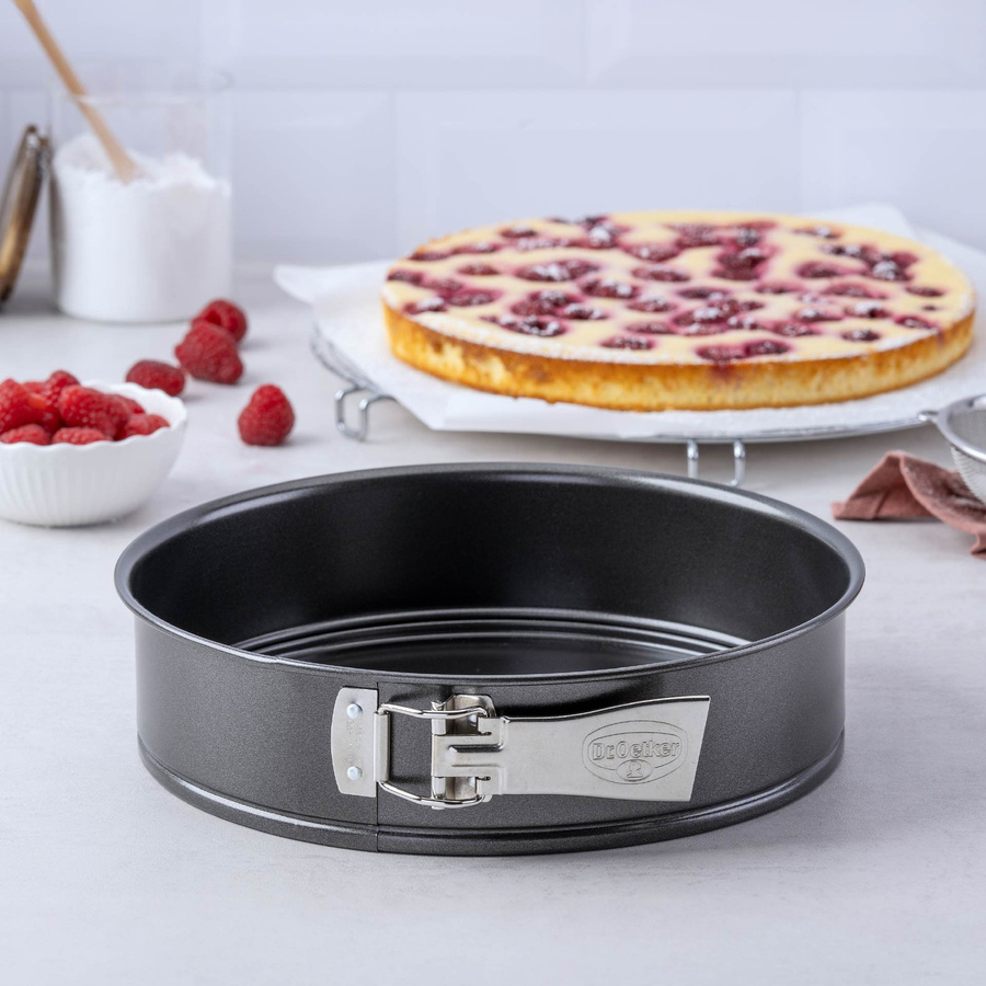 Dr. Oetker Springform Classic, rund, schwarz, beschichtet, Durchmesser: 26 cm - Bild 2