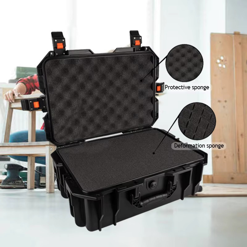 Pelican Wasserdichter Hartschalenkoffer aus ABS-Kunststoff mit Rollen als Werkzeugkoffer und Trolley - Bild 2