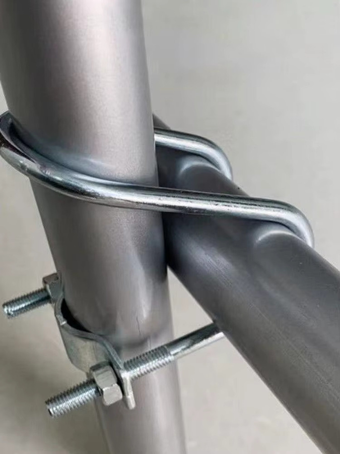 Verzinkte Doppel-U-Kreuzschraube als Gerüstklemme und Rohrklammer in Silber, M8 - Bild 6