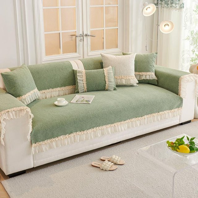 Rutschfester Sofa-Kissenbezug aus Chenille und Mikrofaser im französischen Volant-Stil, Farbe: Grün, B/B: 70 x 70 cm - Bild 1