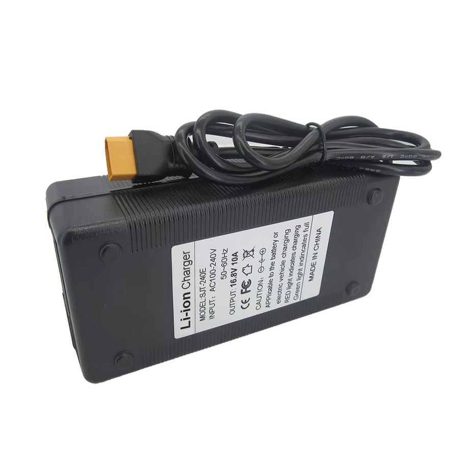 BAYADOU Lithium-Schnellladegerät mit XT60-Anschluss, Schwarz, 16,8V 10A - Bild 2