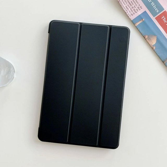 iPad 10. Generation 10.9 Zoll Hülle mit PU Leder und weicher Silikon Rückseite inklusive Faltständer in Schwarz - Bild 1