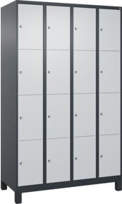 C+P Schließfachschrank Classic PLUS mit 4 Abteilen und Füßen, Farbe Anthrazit/Lichtgrau, B/T/H: 120 x 50 x 195 cm - Bild 1