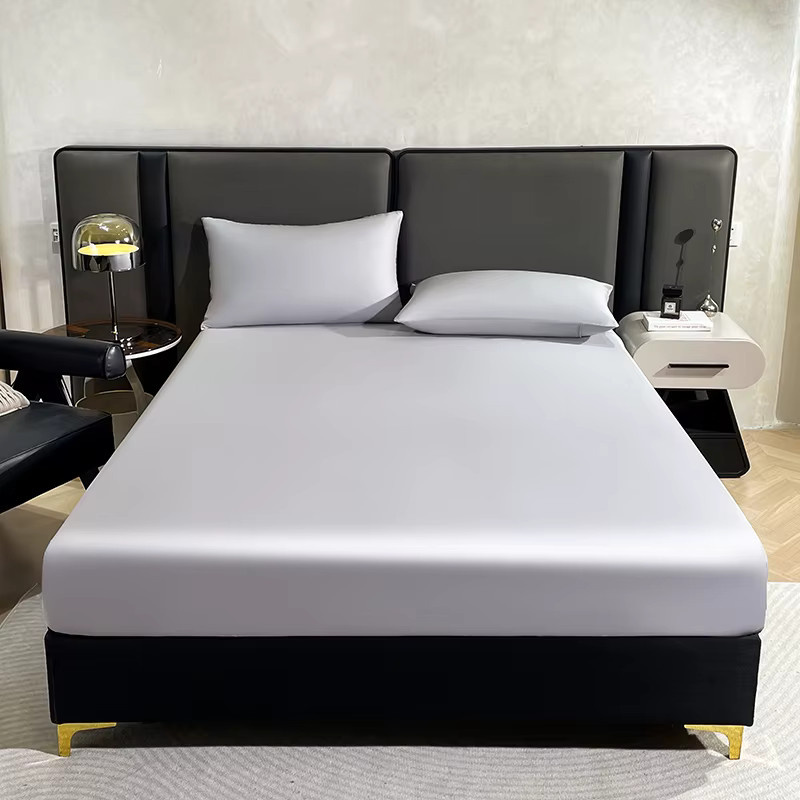 Seidiges Spannbettlaken aus Lyocell mit Rundum-Gummiband, Hellgrau, B/T: 150 x 200 cm - Bild 2