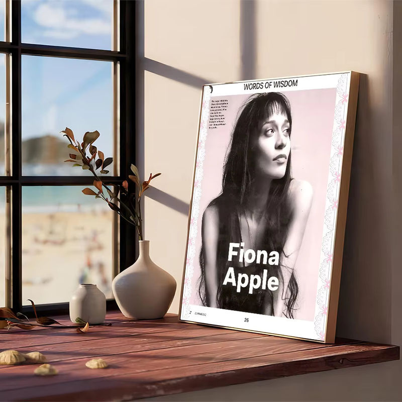 F-fiona Vintage Wandkunst aus Papier in Weiß und Mehrfarbig als ästhetisches Floral-Porträt im Hochformat - Bild 3