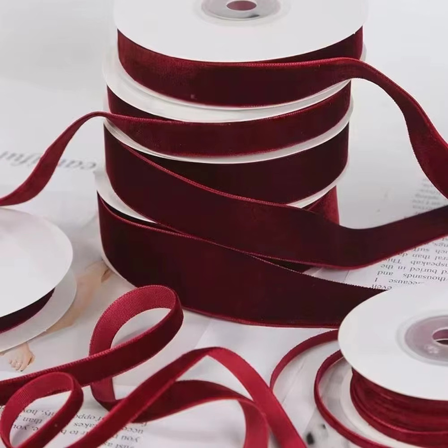 Rote Samtband Rolle für Geschenkverpackungen und DIY-Projekte, 5 Yards Länge - Bild 2