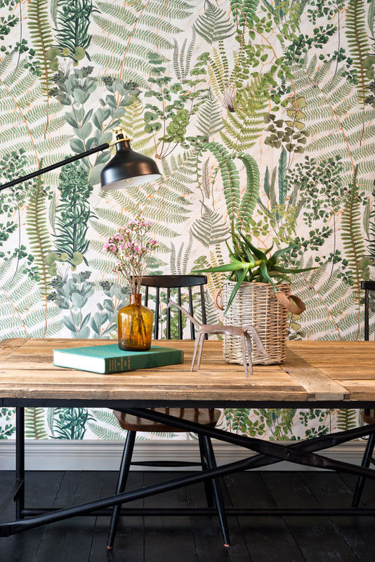 MINDTHEGAP Wandtattoo Green Sanctuary Lush Green Botanisches Floral Mural in Grün, Breite: 300 cm, Höhe: 52 cm - Bild 2