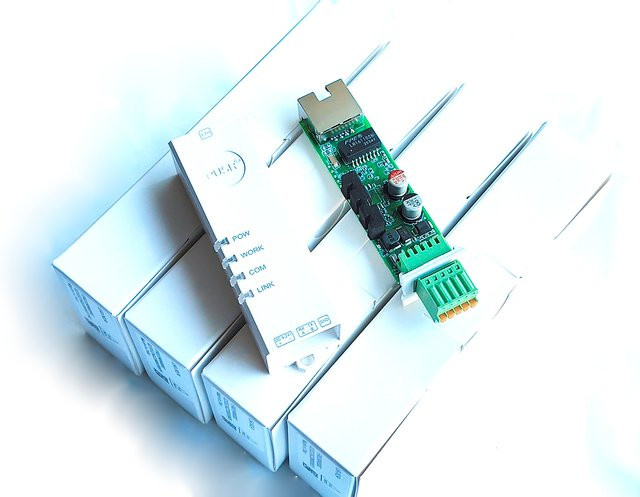 USR-DR134 RS485-zu-Ethernet-Gerätekonverter Modbus RTU zu Modbus TCP IoT Gateway in Weiß - Bild 1