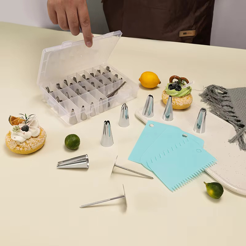 76-teiliges Kuchendekorations-Set von XMSJ mit Spritzbeuteln und verschiedenen Spritztüllen für DIY Buttercreme, Fondant und Cupcakes - Bild 2