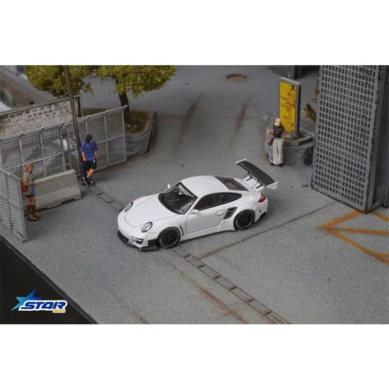Bburago 997 Star Models, Druckguss-Automodelle, 1:64, Weiß - Bild 2